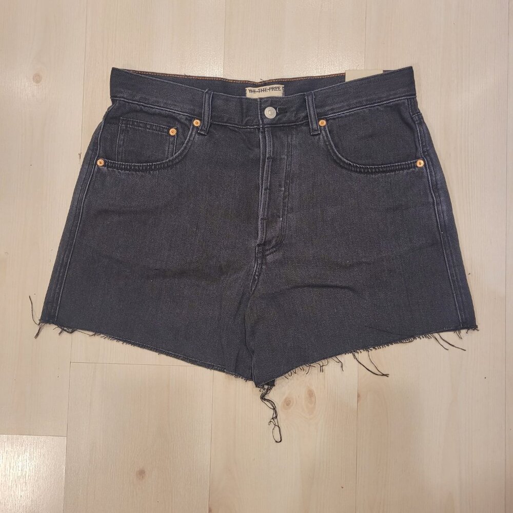 NEW We The Free Ivy Mid Rise Shorts Distressed Button Down Black Denim Jean